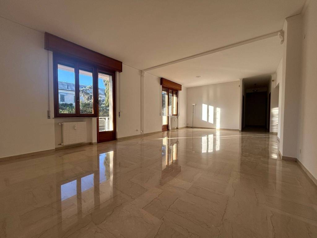 Appartamento a Genova in Via Giorgio Byron, 9 - Foto 2