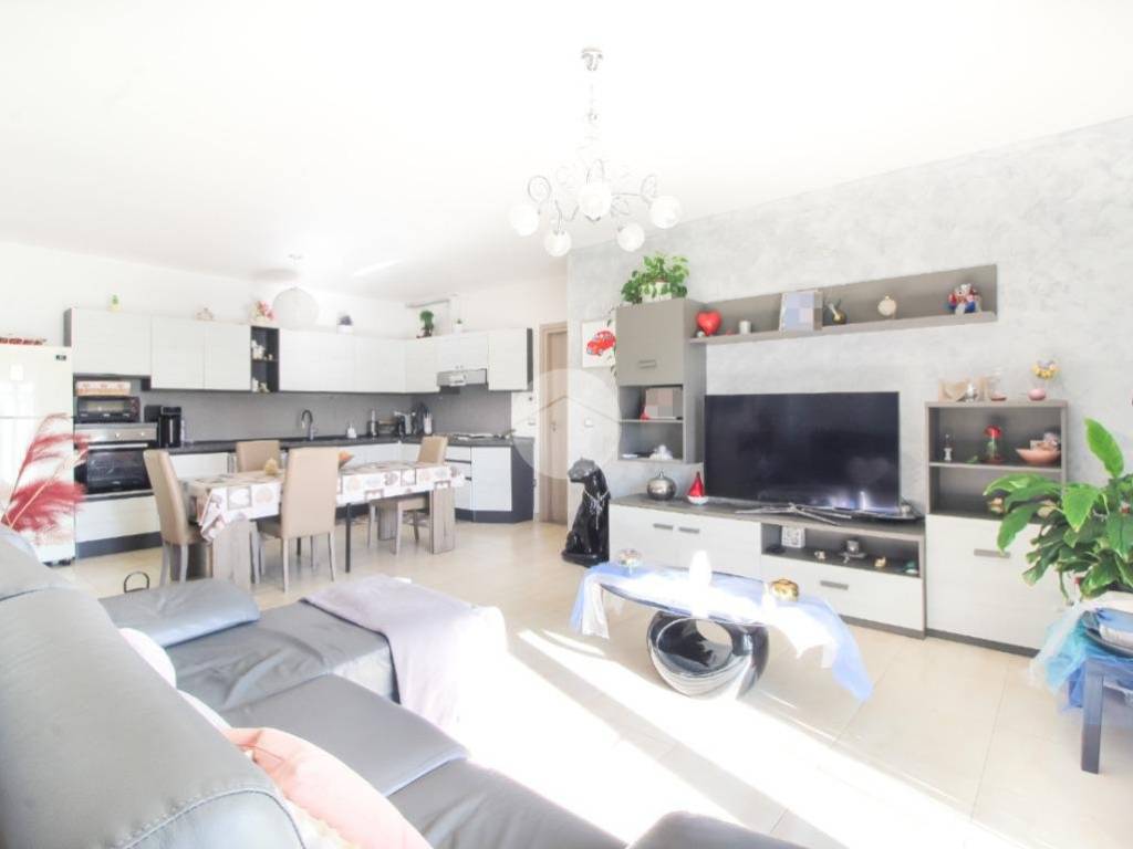 Appartamento a Alba adriatica in Via Firenze, 100 - Foto 2