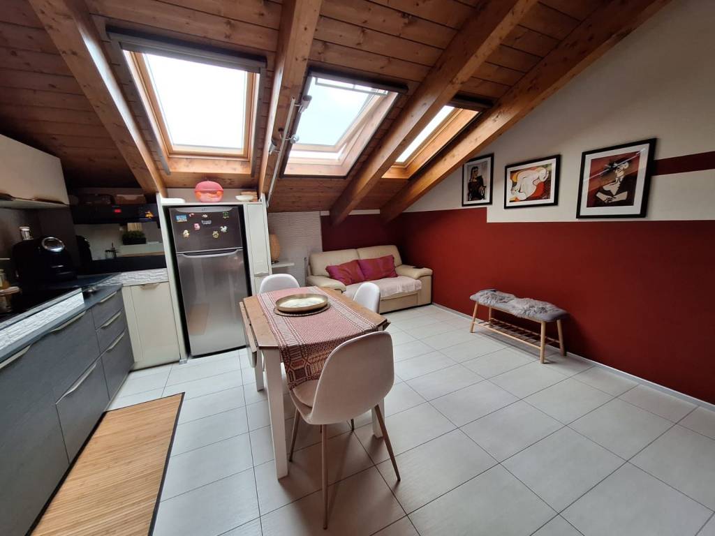 Attico / mansarda a Buttigliera d'asti in Via San Martino - Foto 3