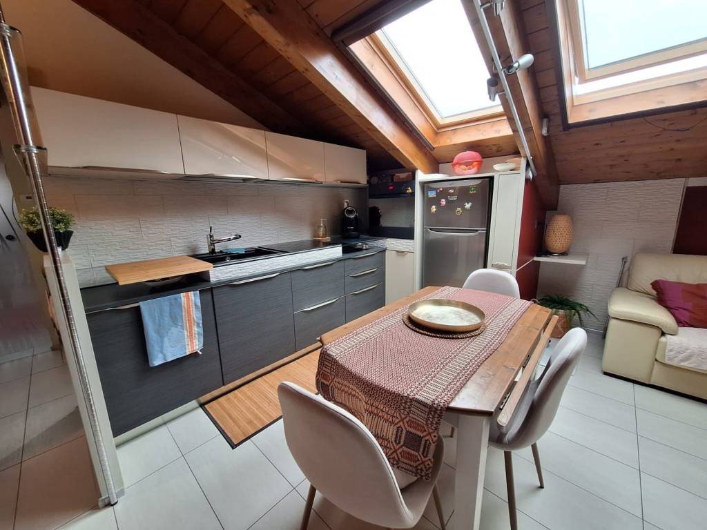 Attico / mansarda a Buttigliera d'asti in Via San Martino - Foto 4