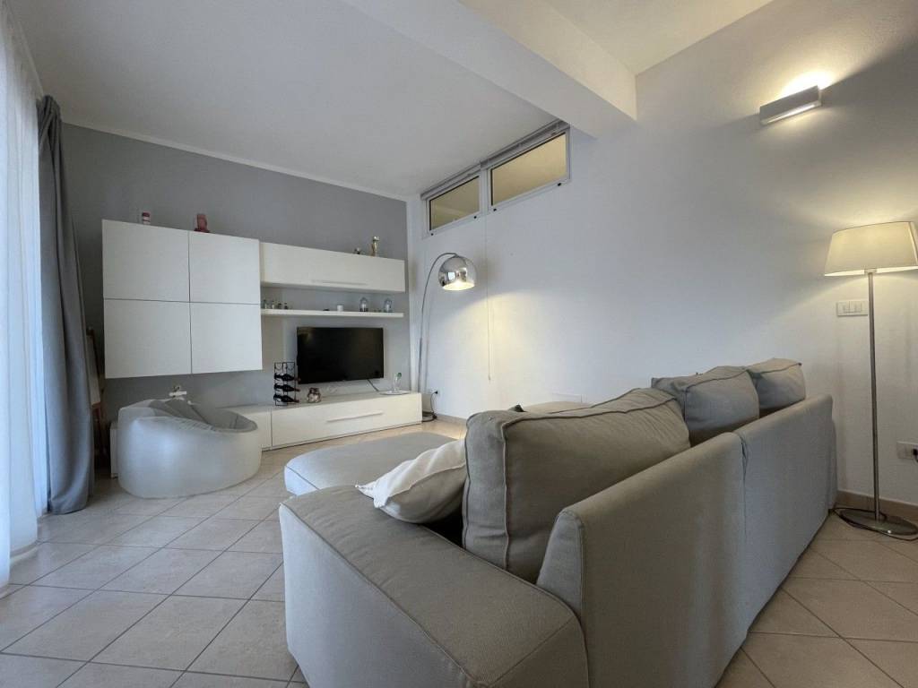 Appartamento a Pietrasanta in VIA STIPETO - Foto 2