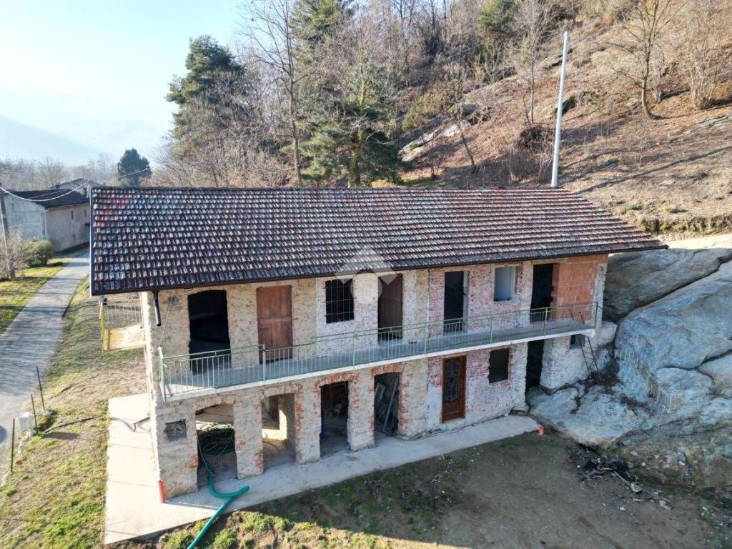 Casa indipendente a Revello in Via Vecchia della valle, 35 - Foto 4