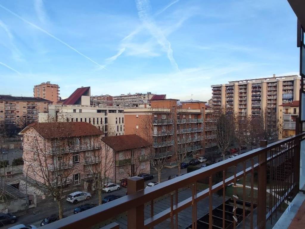 Appartamento a Collegno in Via Podgora, 12 - Foto 4