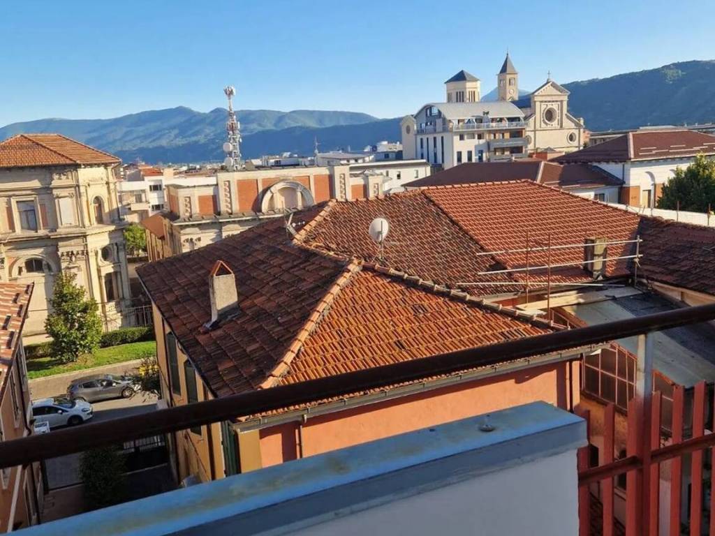 Appartamento a Avezzano in Via Vittorio Veneto - Foto 4
