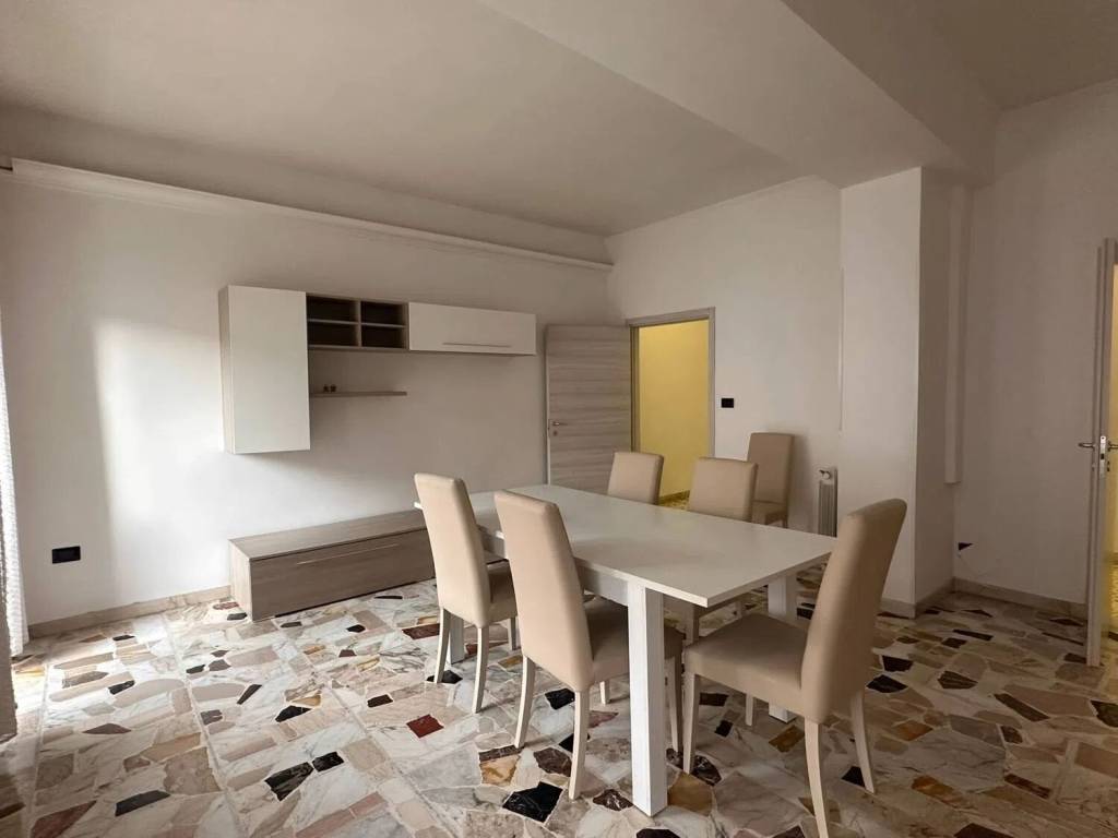 Appartamento a Avezzano in Via Vittorio Veneto - Foto 5