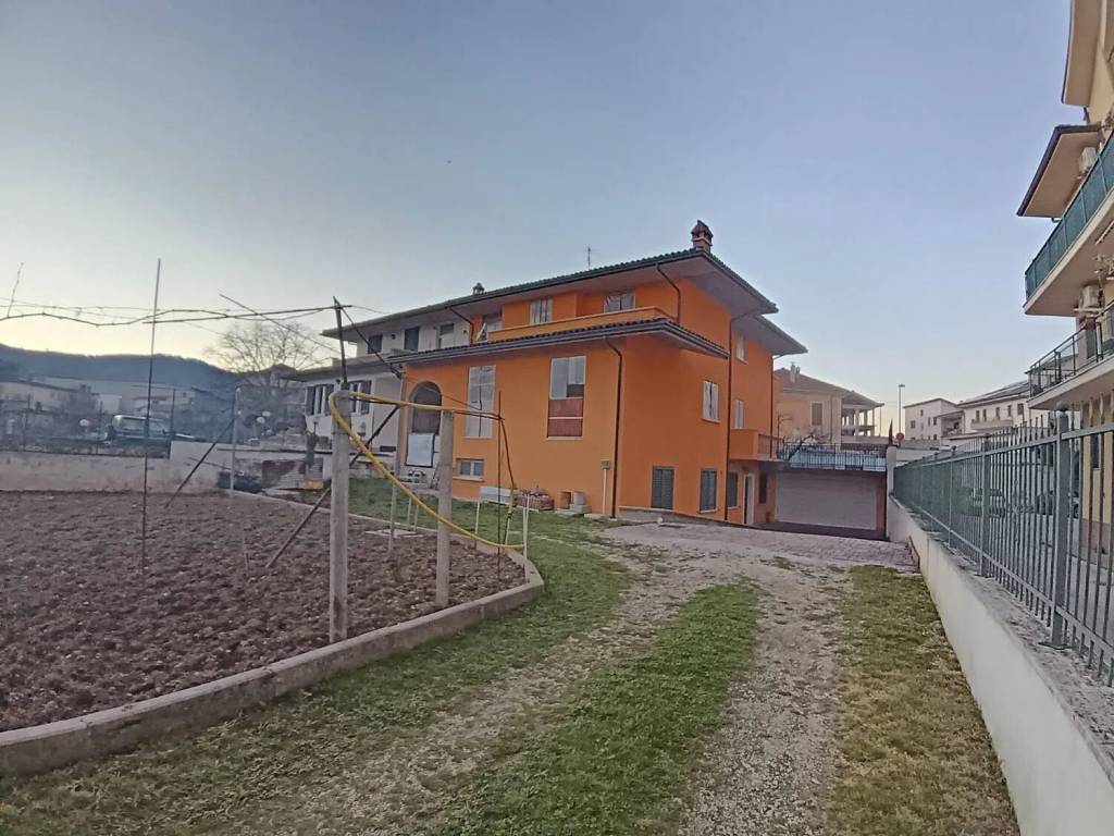 Villa a Avezzano in Via Taormina - Foto 5