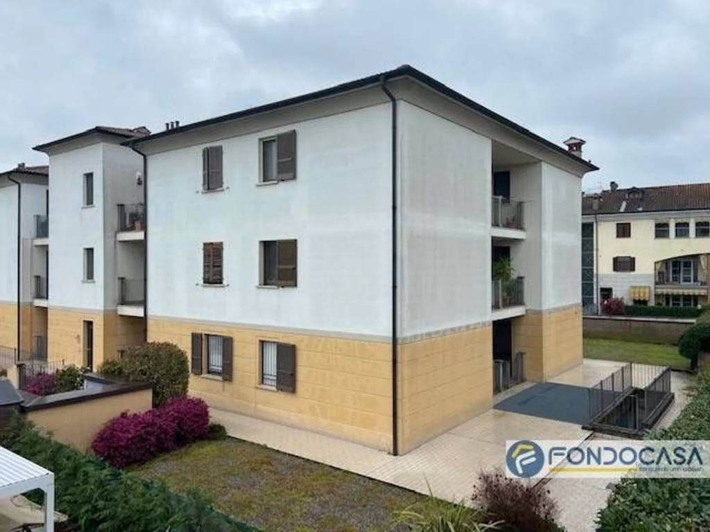 Appartamento a Soresina in Via Iv Novembre, 109 - Foto 2