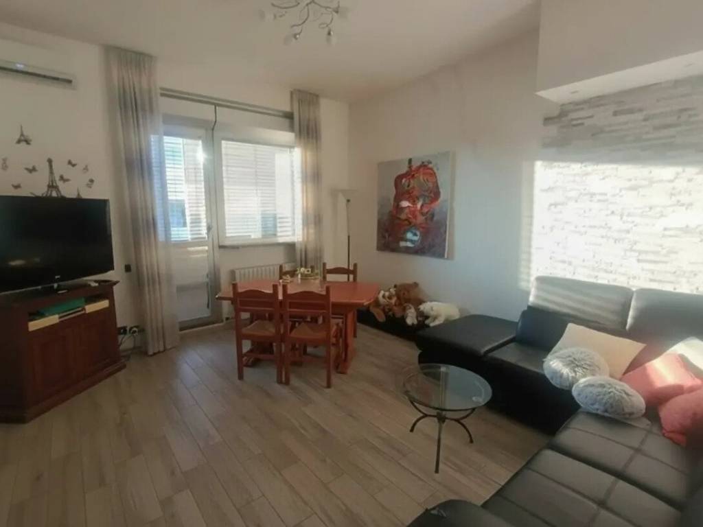 Appartamento a Uboldo in Via Raffaello Sanzio, 46 - Foto 4