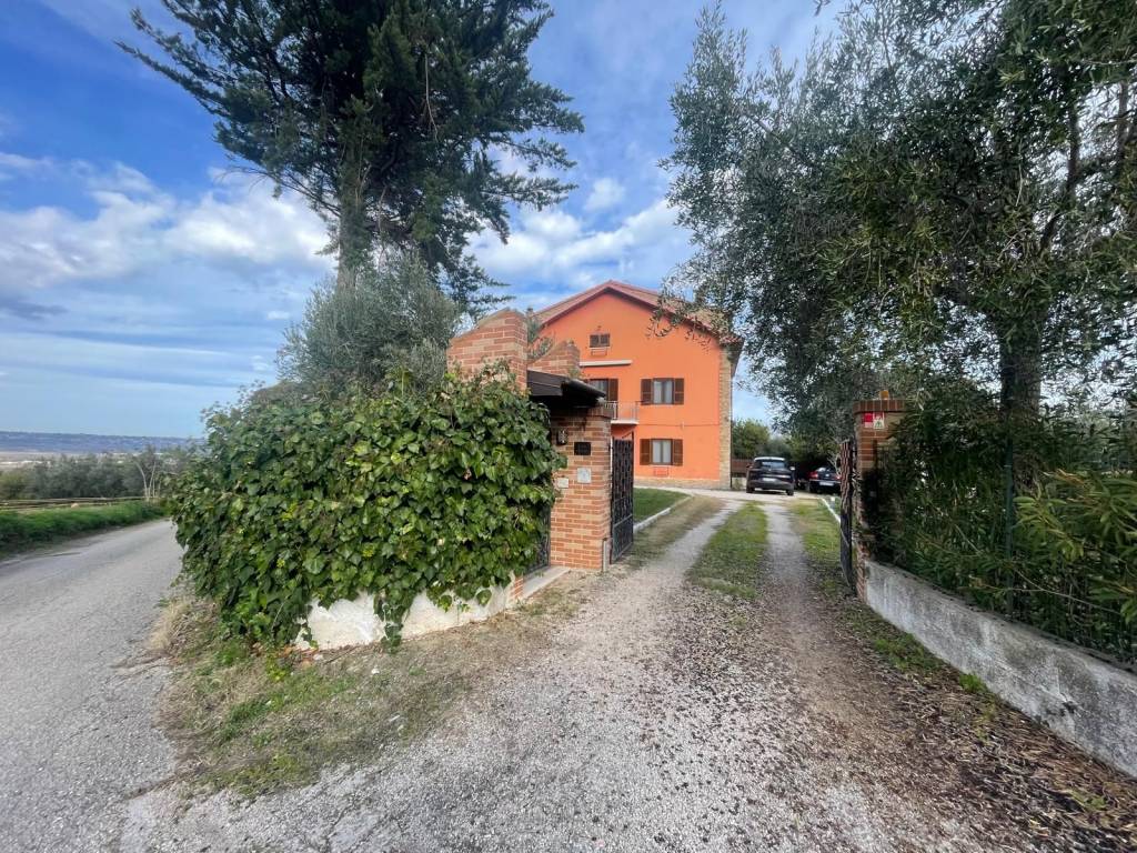 Villa a Paglieta in Contrada Colle Martino - Foto 3