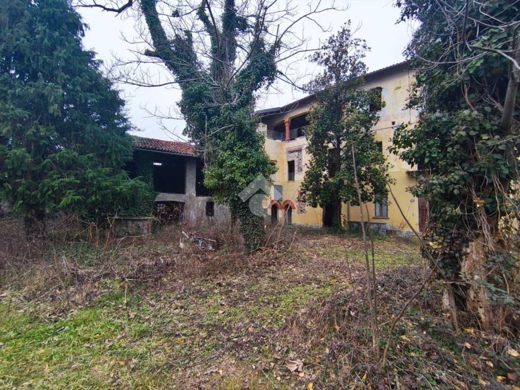 Casa indipendente a Avigliana in Via Umberto I, 52 - Foto 2