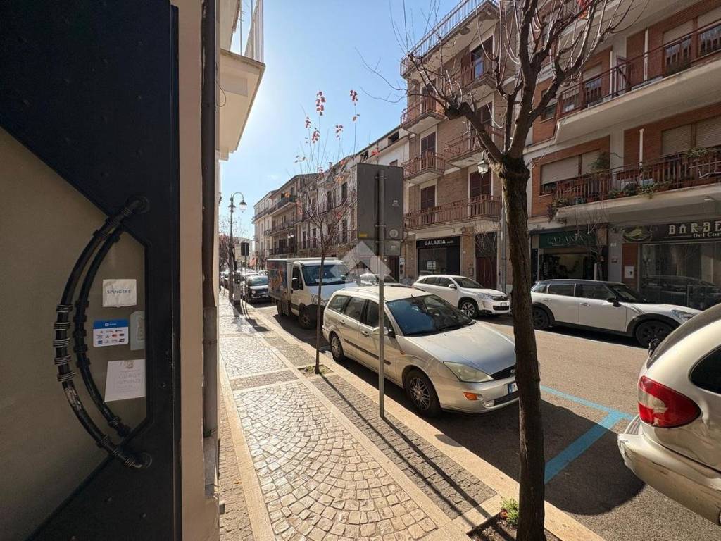 Appartamento a Fondi in Locale Commerciale Via Corso Italia 17, 17 - Foto 5