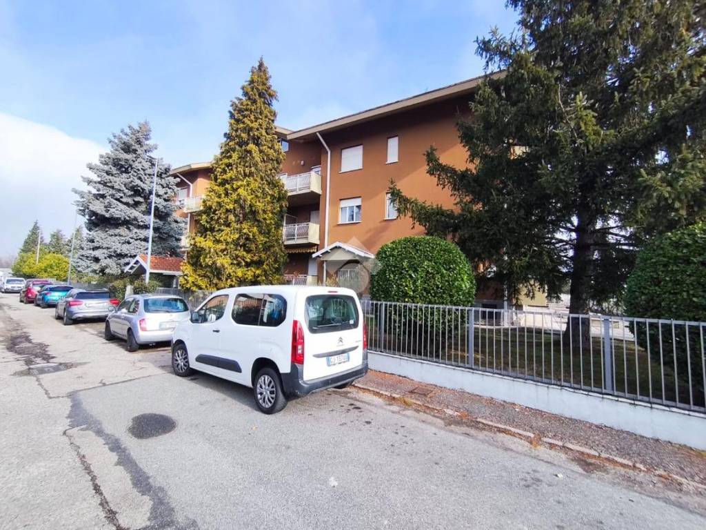 Appartamento a Avigliana in Via Madonna del Ponte - Foto 2