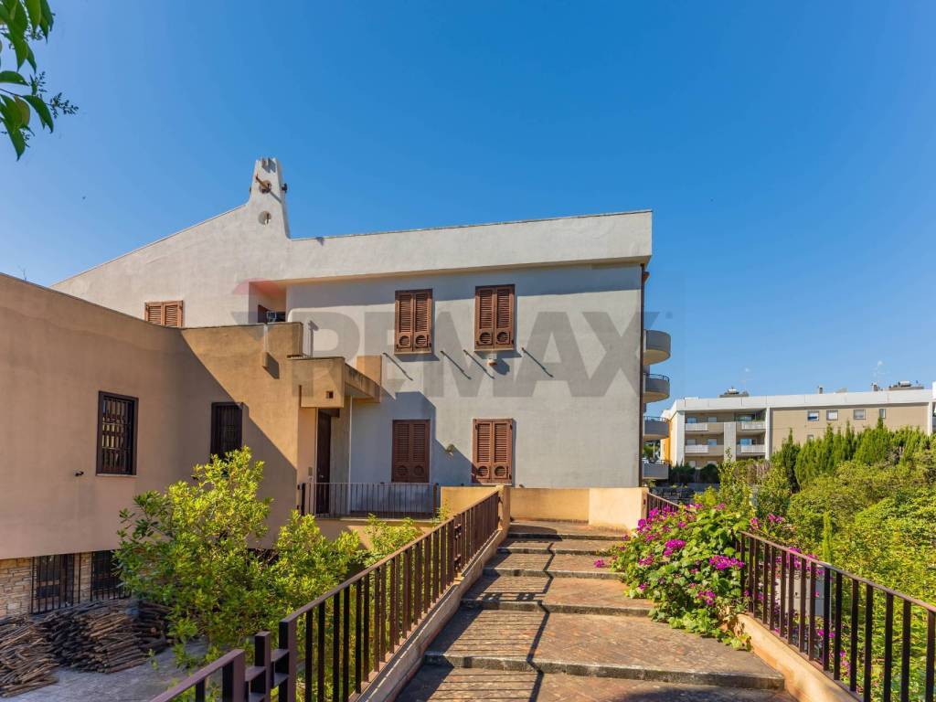 Villa a Bari in via Taranto, 14 - Foto 2