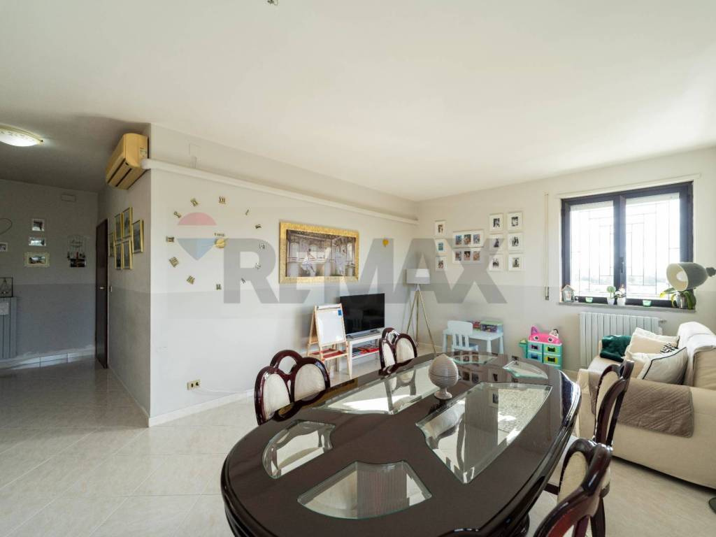 Appartamento a Bari in Via Rosario Livatino, 16 - Foto 2