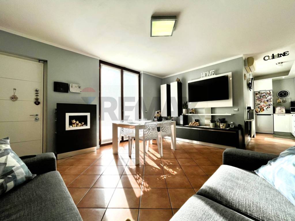 Appartamento a Varese in Via Tonale, 99 - Foto 2