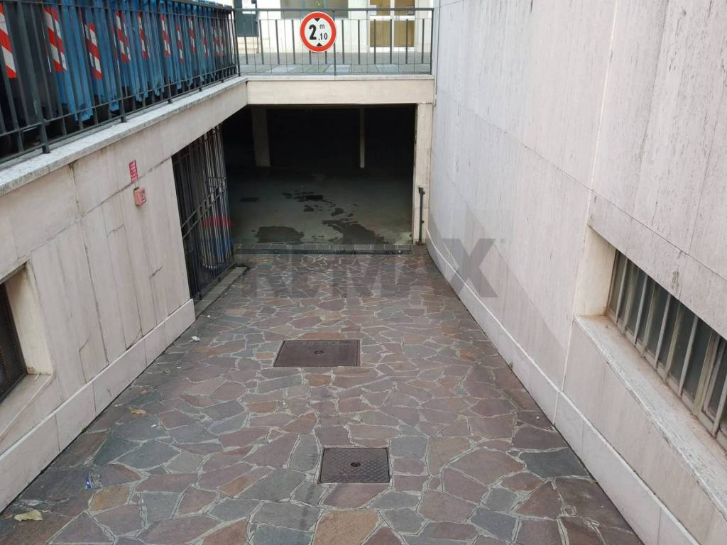 Box / garage a Bergamo in Piazza Risorgimento, 14 - Foto 4