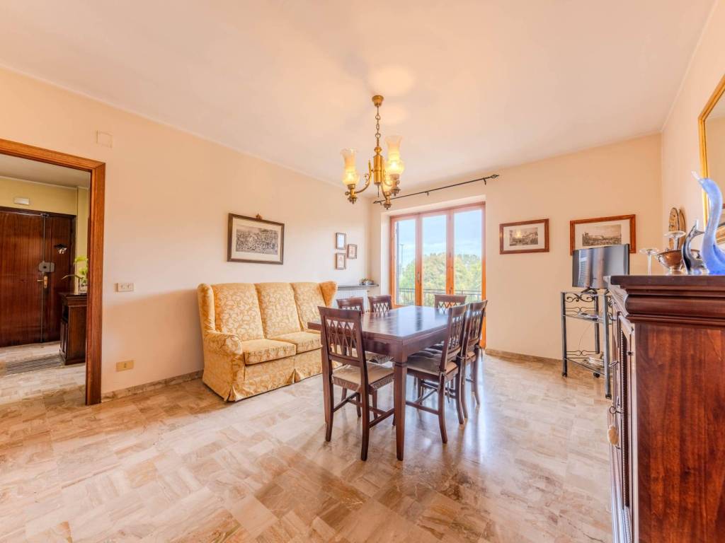 Appartamento a Capodimonte in Via Piansano - Foto 2