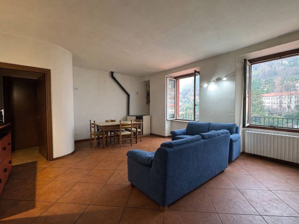 Appartamento a Lecco in Corso San Michele del Carso - Foto 3