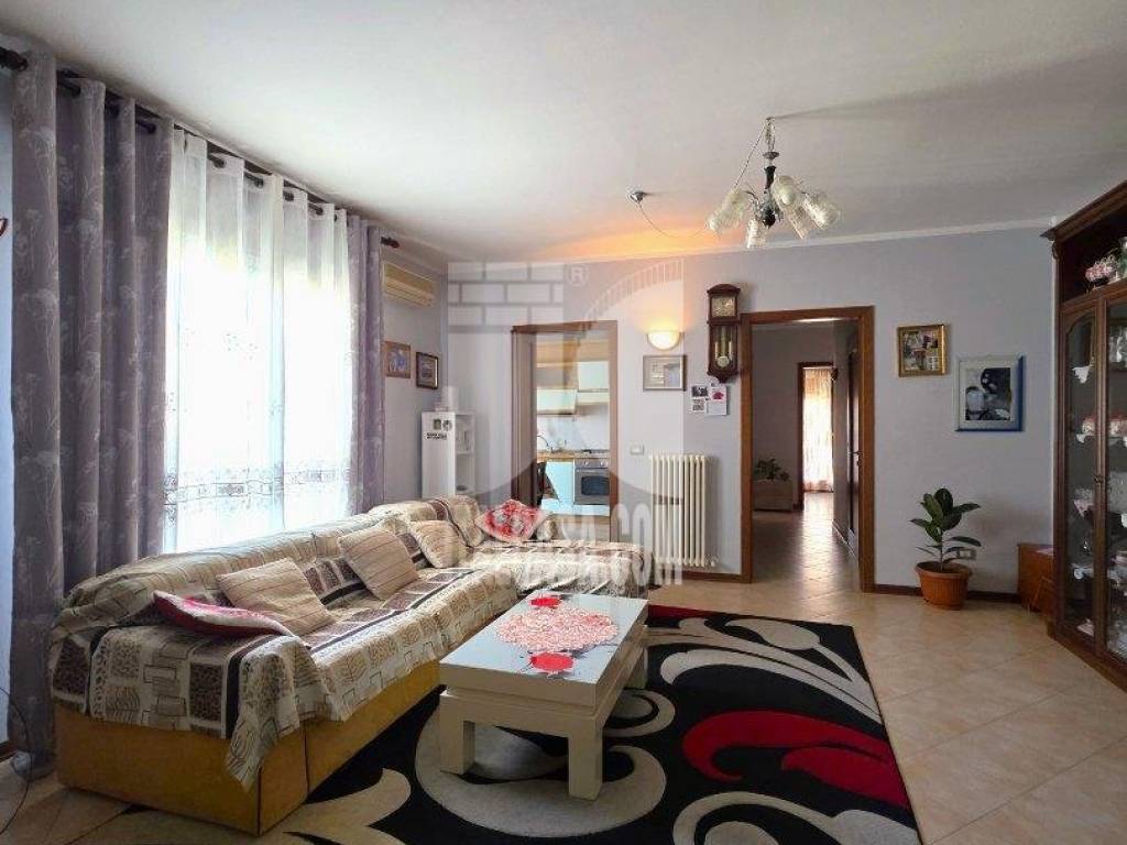 Appartamento a Borgo virgilio in Via Divisione Acqui - Foto 3