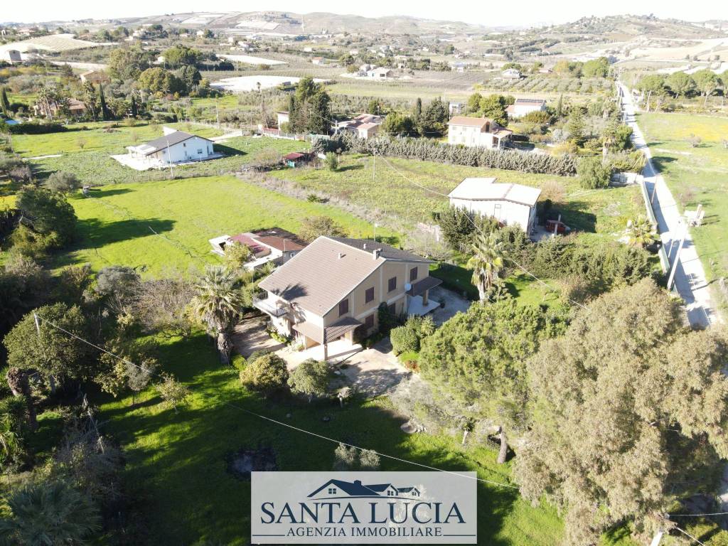 Villa a Canicattì in Contrada Don Ottavio - Foto 2