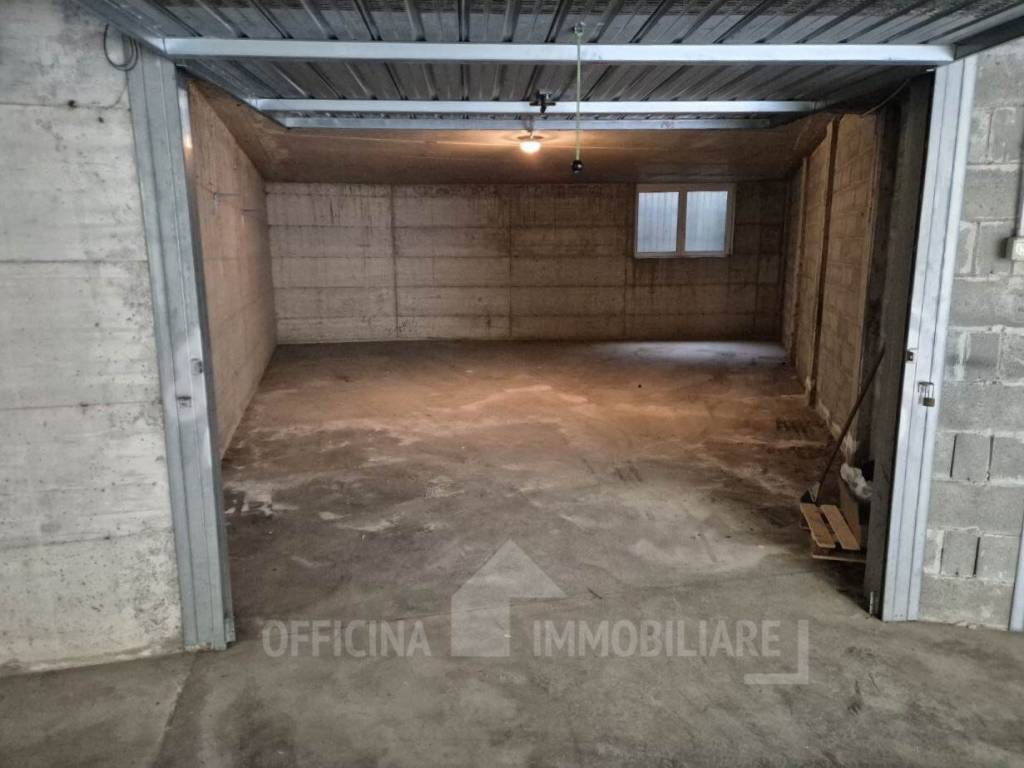Box / garage a Colico in Via Nazionale - Foto 3
