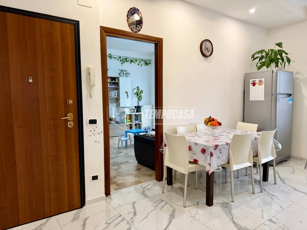 Appartamento a Parabiago in Via Alessandro Manzoni - Foto 5