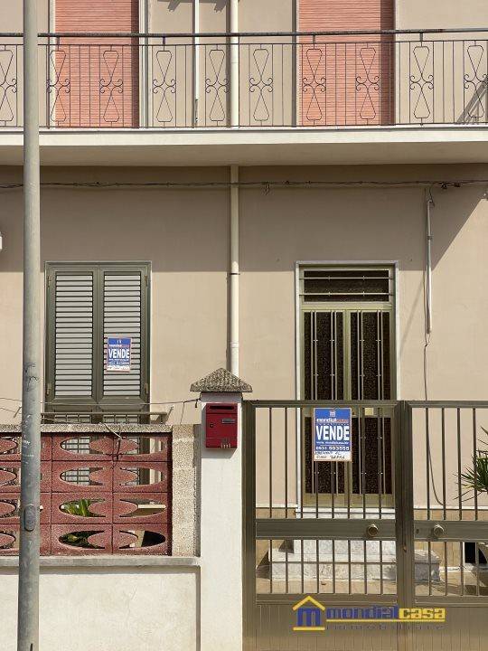 Appartamento a Pachino in via Pietro Nenni 30 - Foto 2