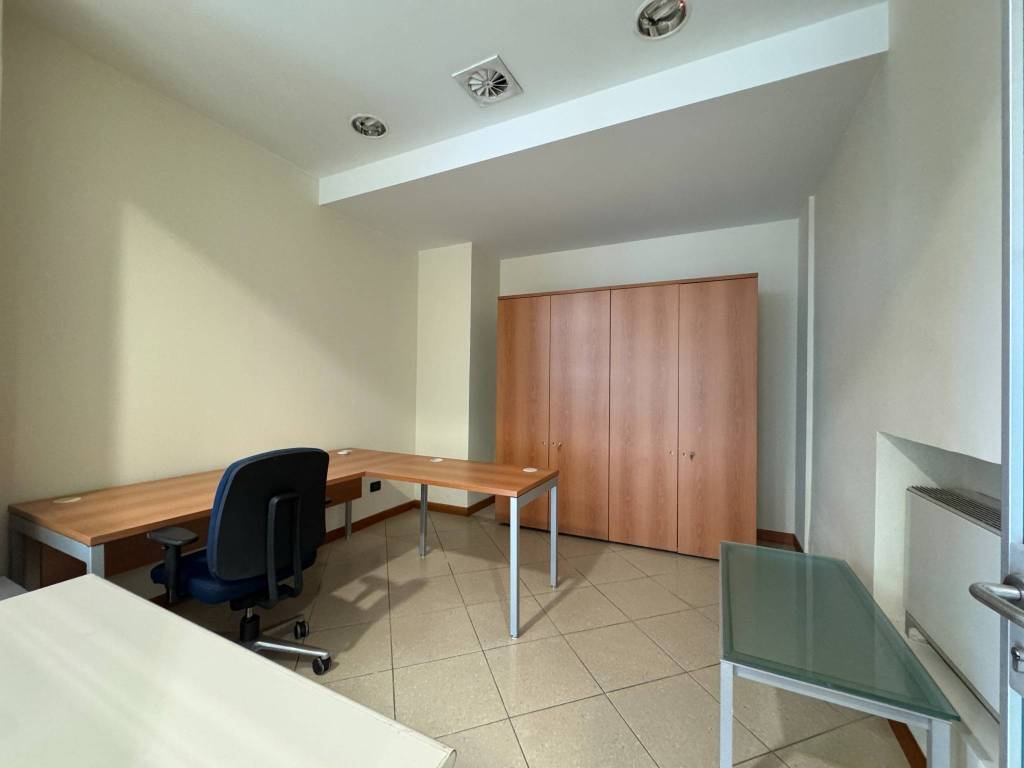 Immobile a Monsummano terme in Piazza Giuseppe Giusti - Foto 5