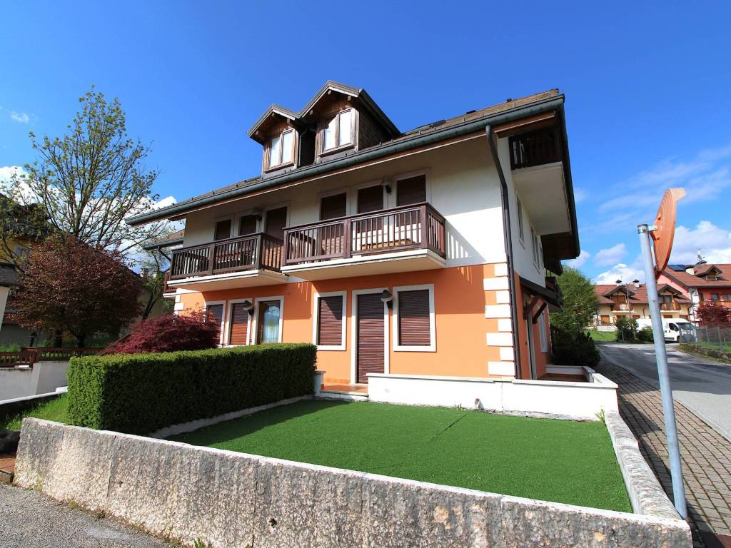 Appartamento a Asiago in Via Rodeghieri, 104 - Foto 3