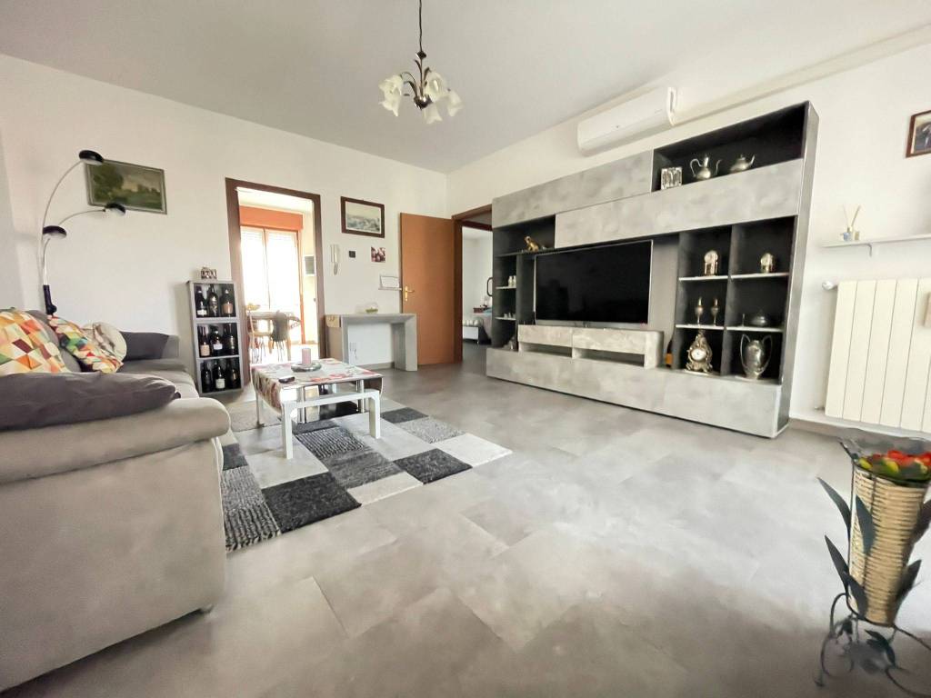 Appartamento a Binago in Via Santa Maria - Foto 3