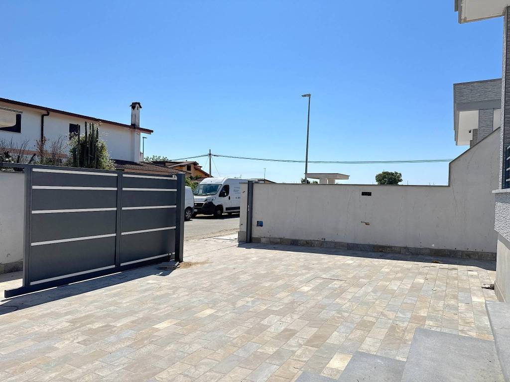 Villa a Fiumicino in Via Foscolo Montini - Foto 4