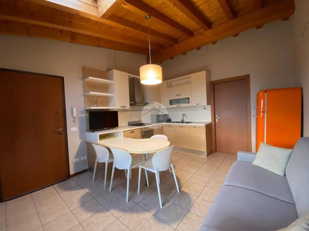Appartamento a Lonato del garda in Via Barcuzzi - Foto 3