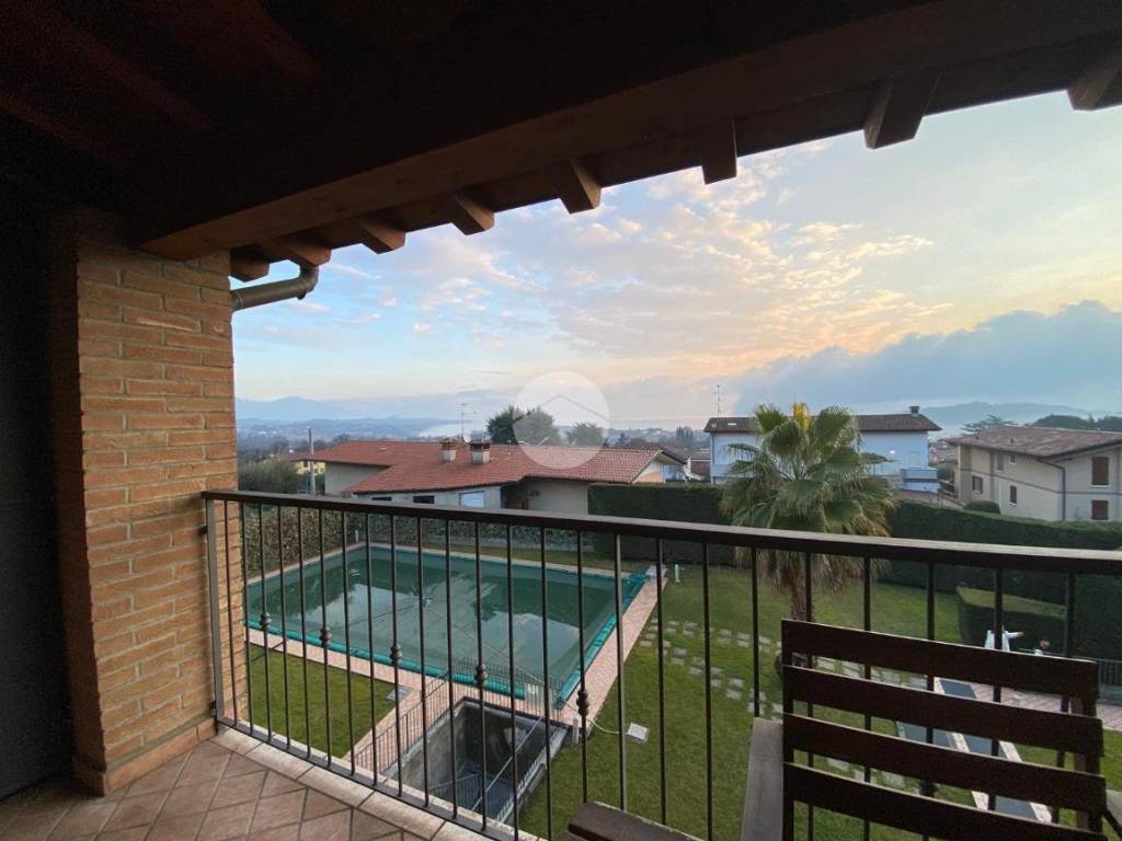 Appartamento a Lonato del garda in Via Barcuzzi - Foto 5