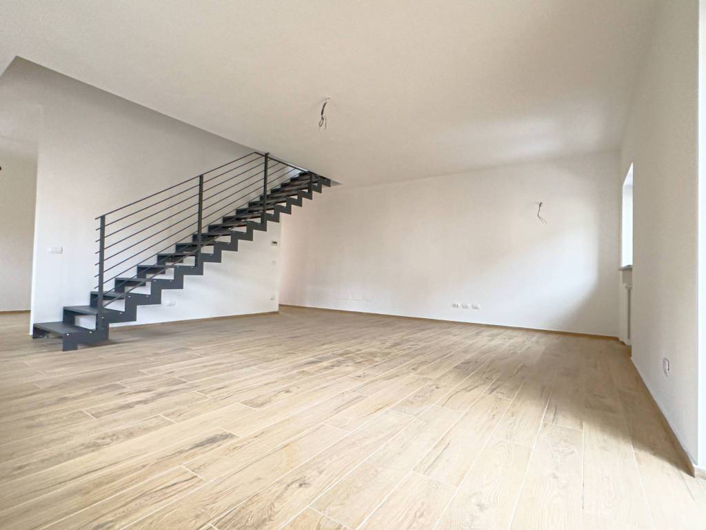 Casa indipendente a San genesio ed uniti in Via Riviera, 42 - Foto 2