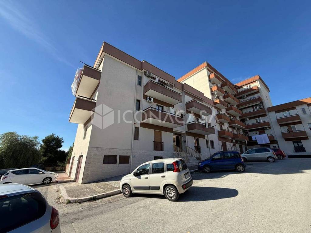 Appartamento a Manfredonia in Piazza delle Rose, 16 - Foto 4