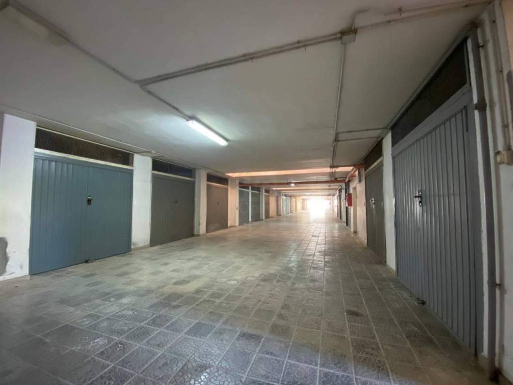 Box / garage a San severo in Via Giovanni Guareschi - Foto 4