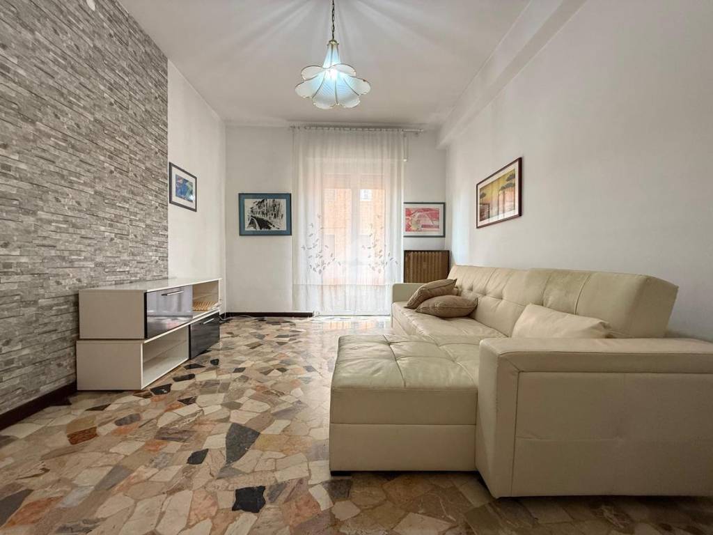Appartamento a Brescia in Via Luigi Settembrini - Foto 2