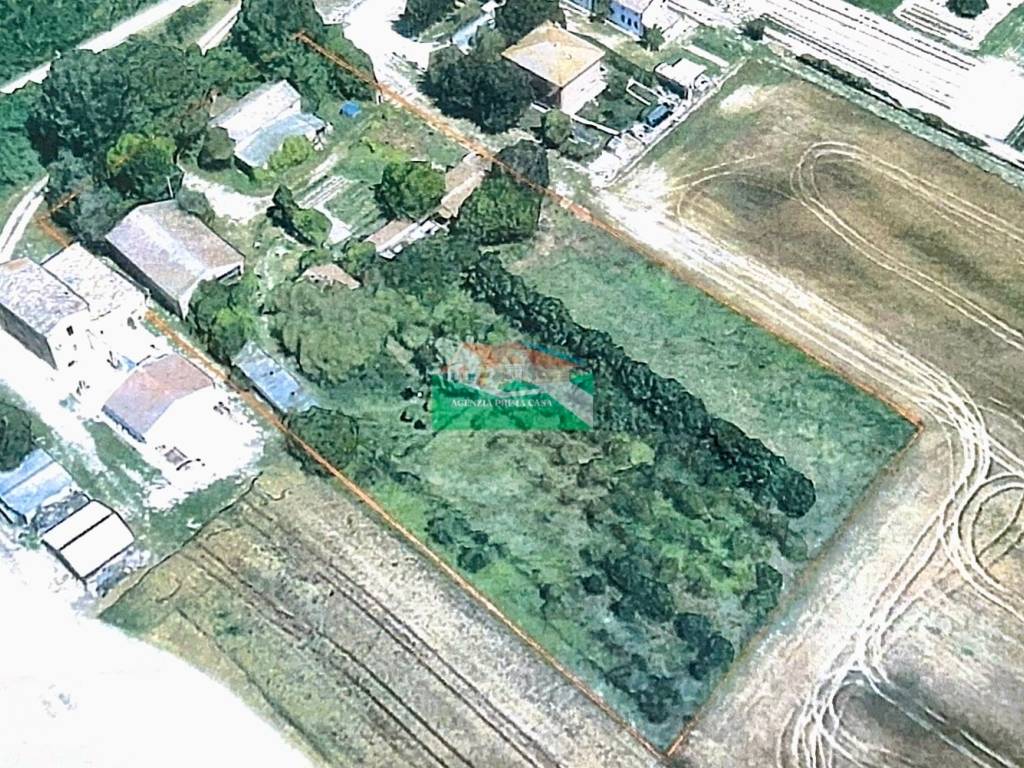 Rustico / casale a Ravenna in Via Fiume Montone Abbandonato - Foto 2
