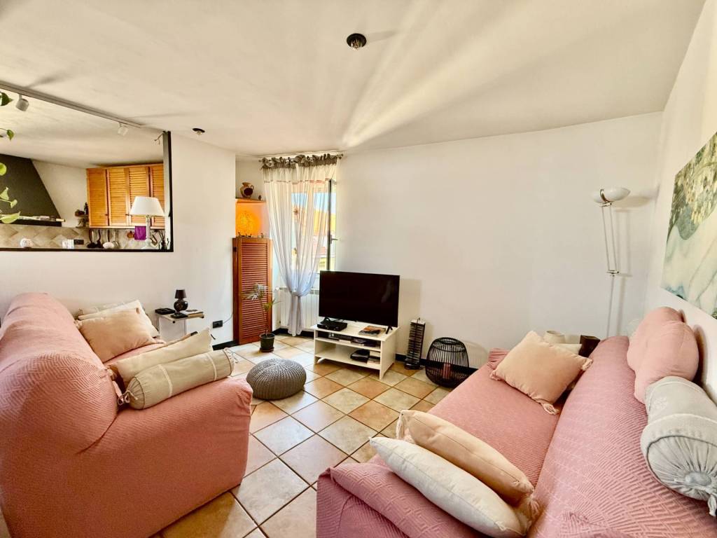 Appartamento a Imperia in Via Bartolomeo Bossi, 23 - Foto 3