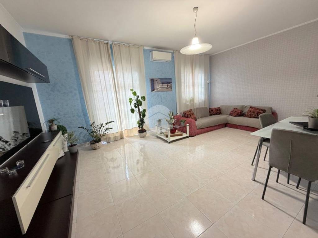 Villa a Mugnano di napoli in VIA LUCA GIORDANO, 42 - Foto 5