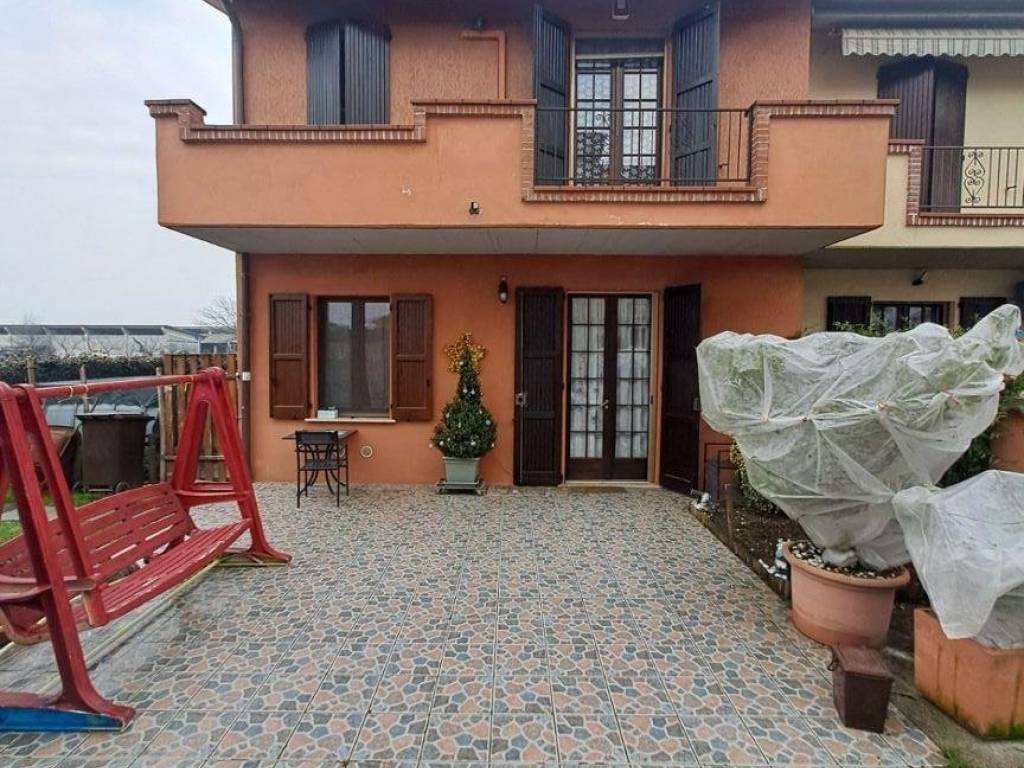 Villetta a schiera a Persico dosimo in Via 8 Marzo, 16 - Foto 2