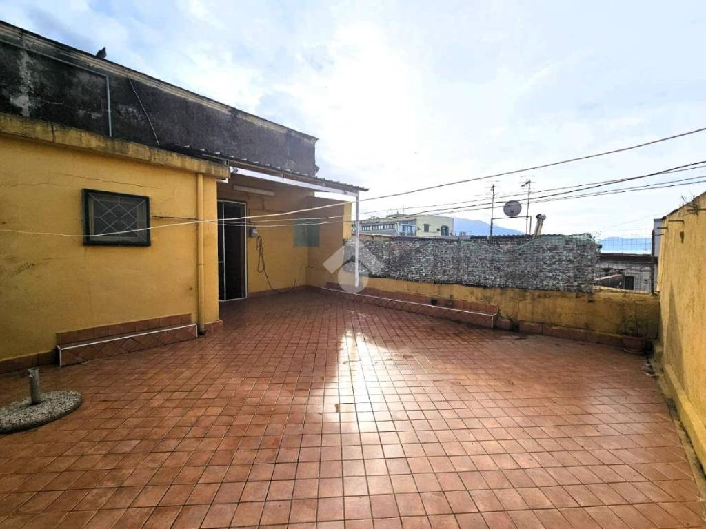 Appartamento a Torre annunziata in Piazza Ernesto Cesaro, 40 - Foto 3