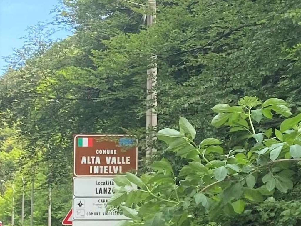 Rustico / casale a Alta valle intelvi in Dogana Valmara - Foto 2