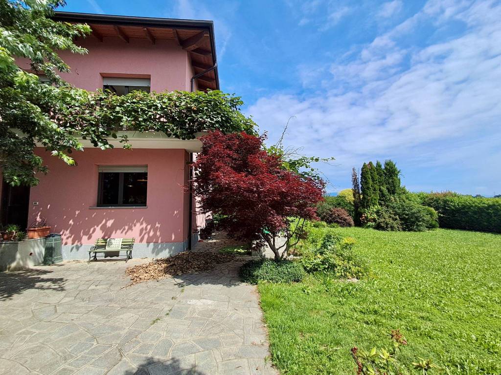 Villa a Bosconero in Via Piave, 21 - Foto 2