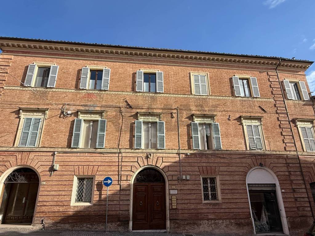 Appartamento a Fabriano in via Cialdini, 81 - Foto 2