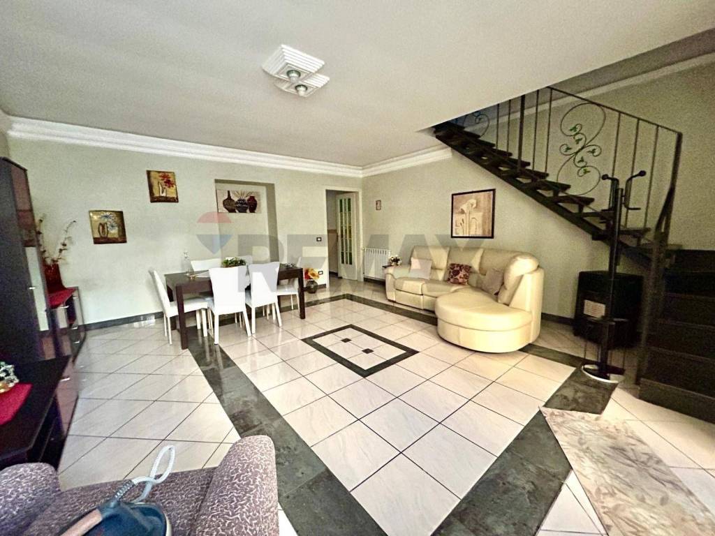 Casa indipendente a Canicattini bagni in SOLFERINO, 89 - Foto 2