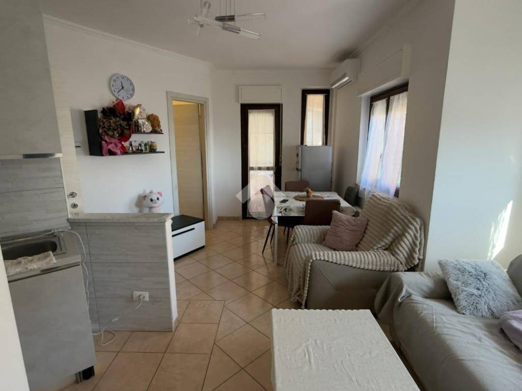 Appartamento a Castelnuovo di porto in VIA MOZART, 40 - Foto 5