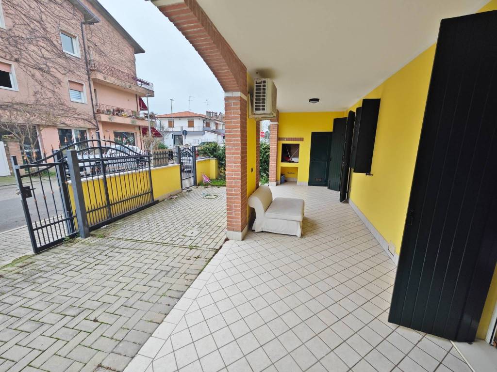 Appartamento a Comacchio in Via Bezzecca, 12 - Foto 4