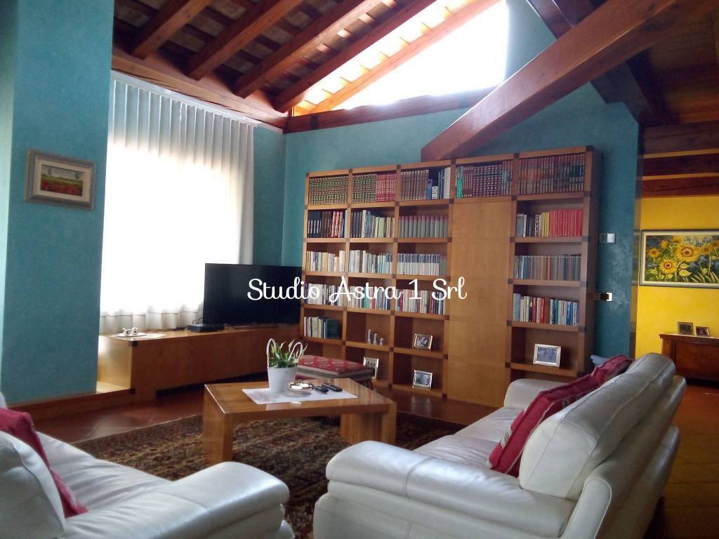 Villa a Castelcucco in Via dei Tigli - Foto 4