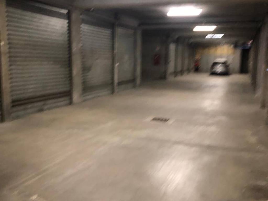 Box / garage a Aosta in Via Kaolack, 11 - Foto 3